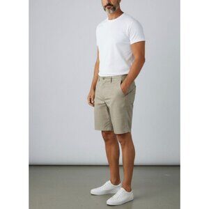 Mens V46 Size 40 Beige Plaid Flat-Front Casual Shorts With Buttoned Back Pockets